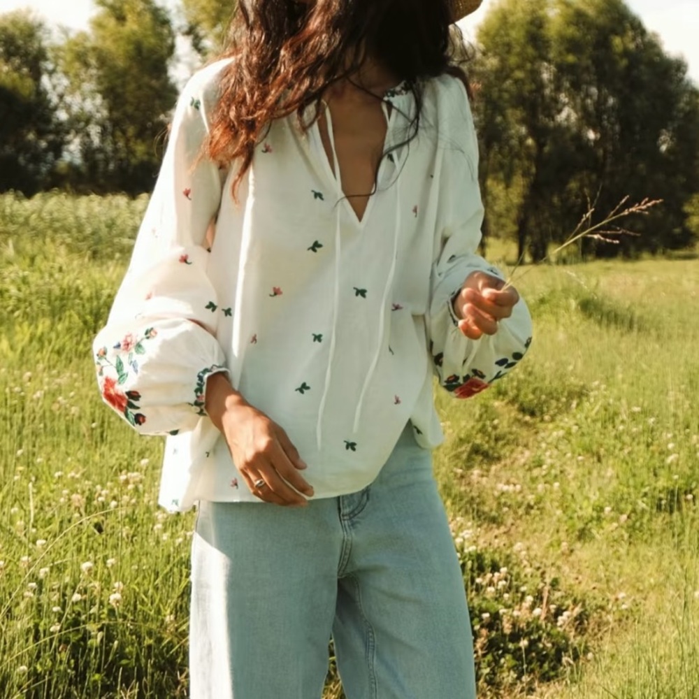 Sezane AQUILA Floral Embroidered White Blouse